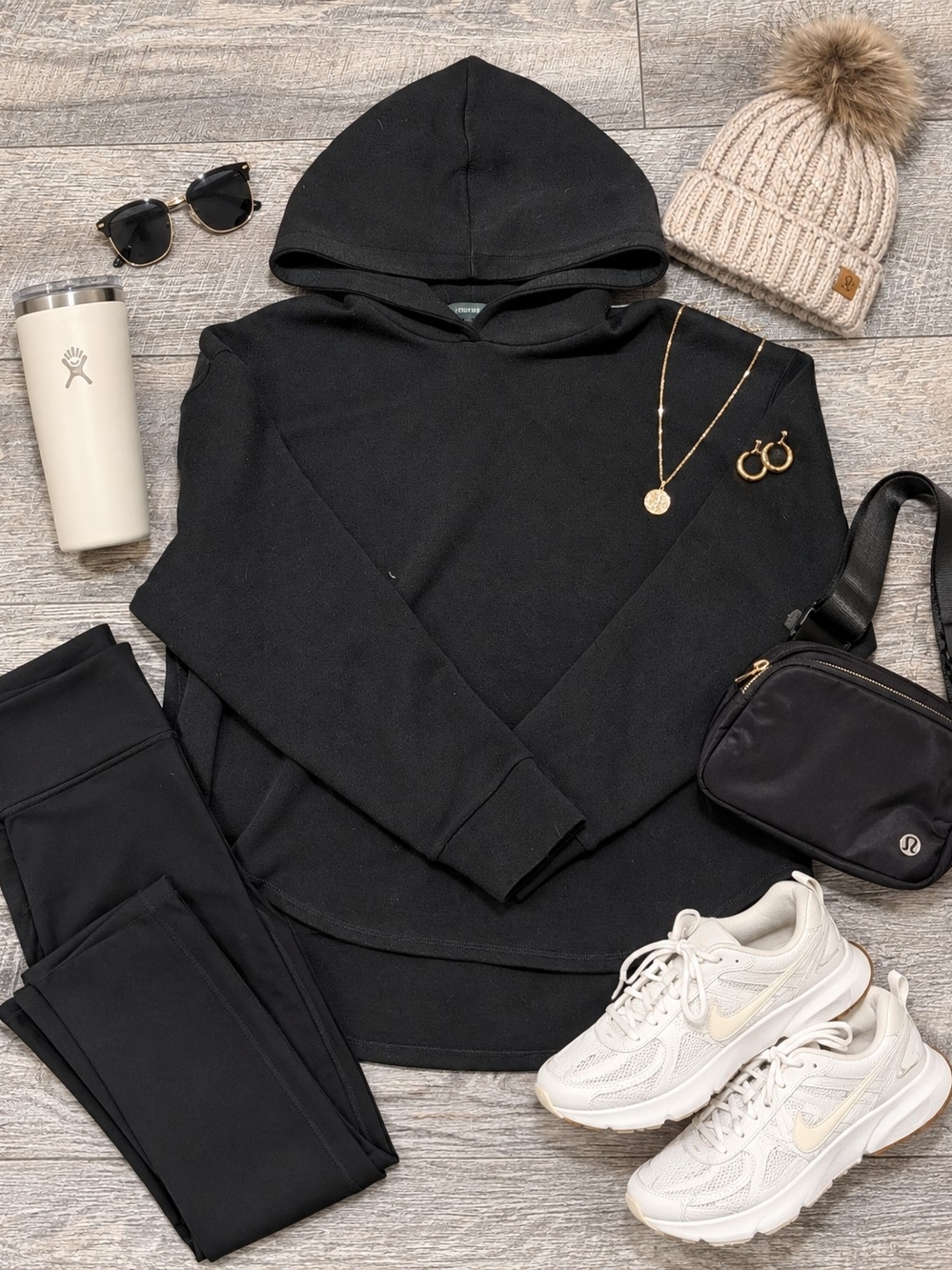Forever 21 Black Women's Hoodie Sweatshirt - Lightweight Casual Pullover
